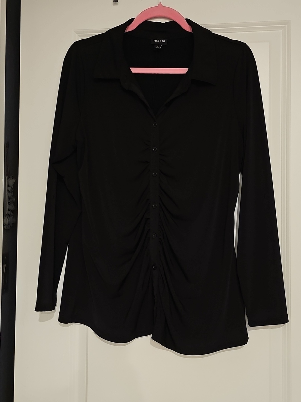 Black Ruched Button-Front Women's Top - Picture 7 of 7